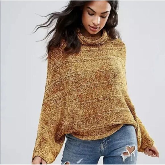 NWOT Free People 'Velvet Dreams' Gold Pullover Knit Wide-Arm Sweater - Picture 2 of 8